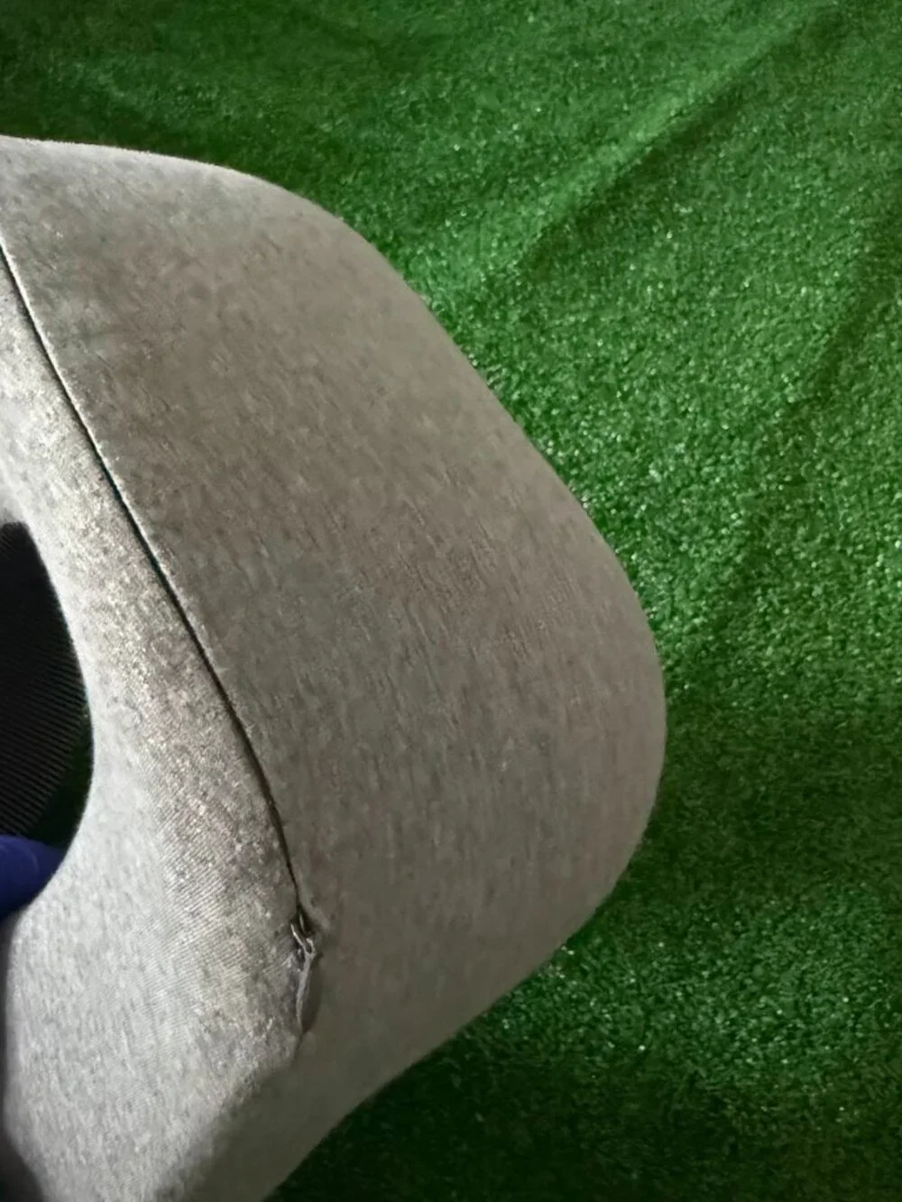 Travelon Contoured Memory Foam Neck Pillow Charcoal Gray Plush Cover Travel